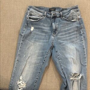 Judy Blue Faded Blue Straight Leg Distressed Jeans